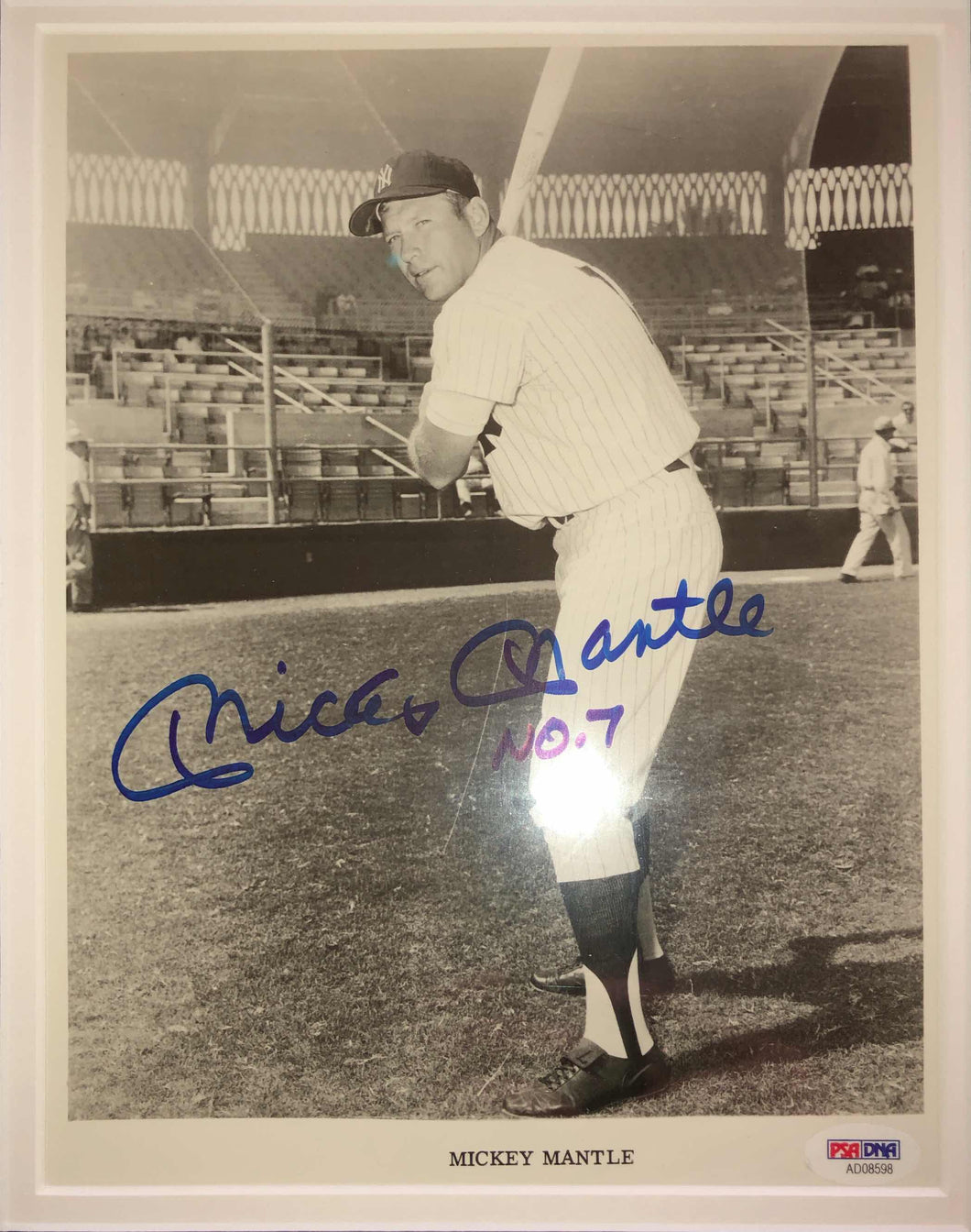 Mickey Mantle Signed 8x10 Photo Plaque PSA/DNA Authentication Services Certified
